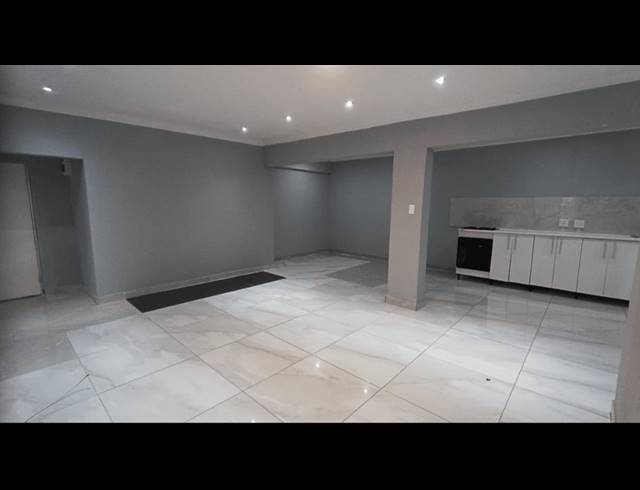 12 BEDROOM TOWNHOUSE FOR SALE IN WESTVILLE
